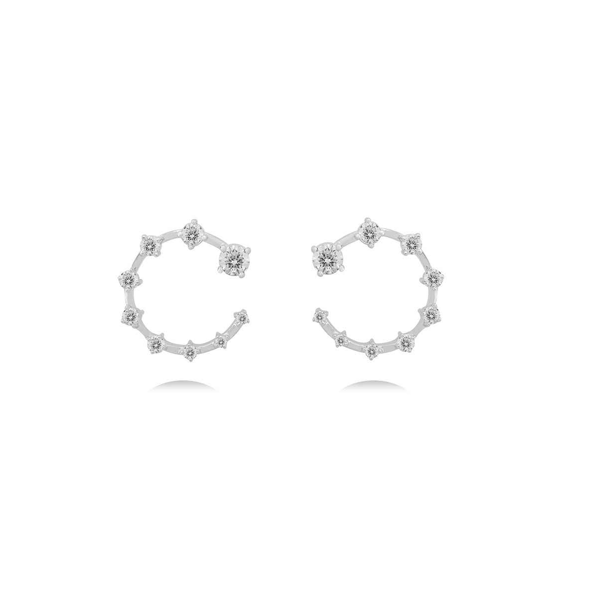 Circle Diamond Earrings in 18K Gold
